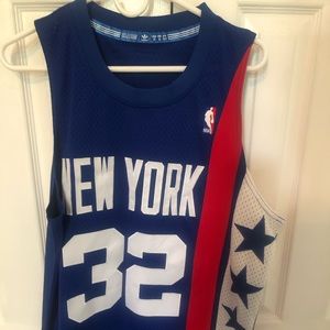 Men’s Julius Erving Jersey - size small.